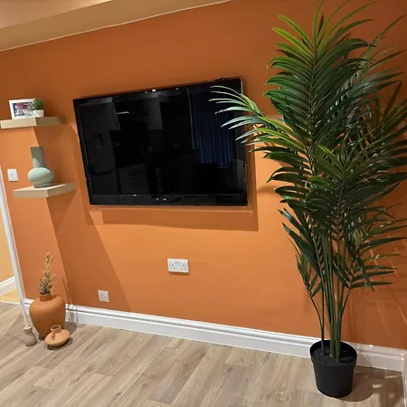 Central Spacious Quirky Apartment In Birmingham With Free Wi-Fi, Parking Exterior photo